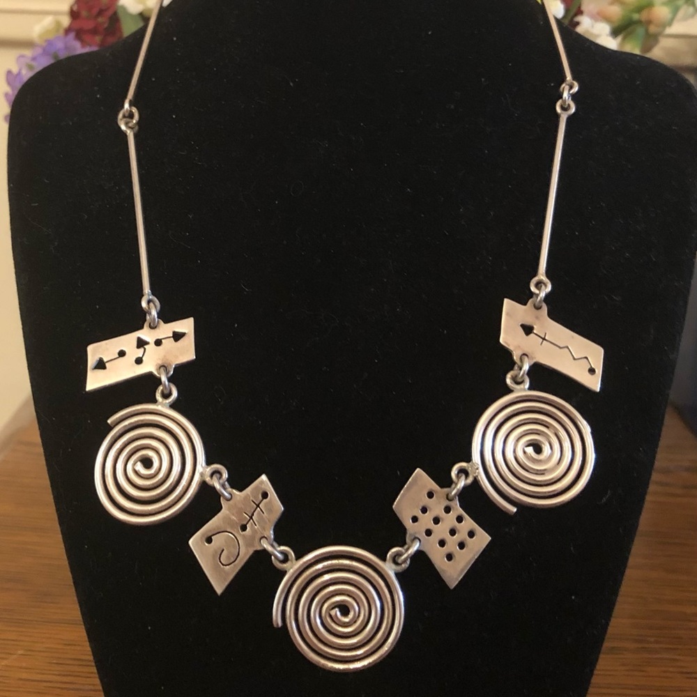 Vintage Silpada Sterling Silver Geometric Maze Swirl “A-maze-ing” Necklace XN141